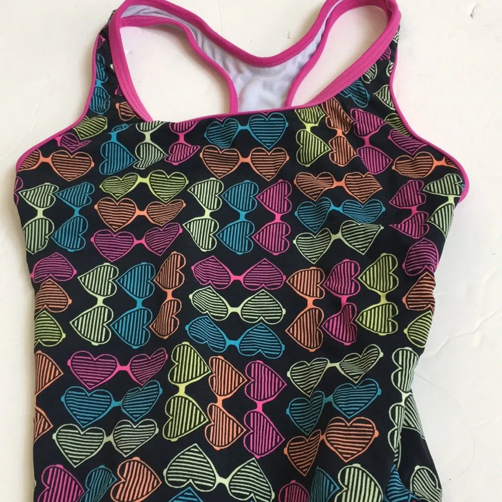 FINAL MARKDOWN Girls speedo swimsuit 8